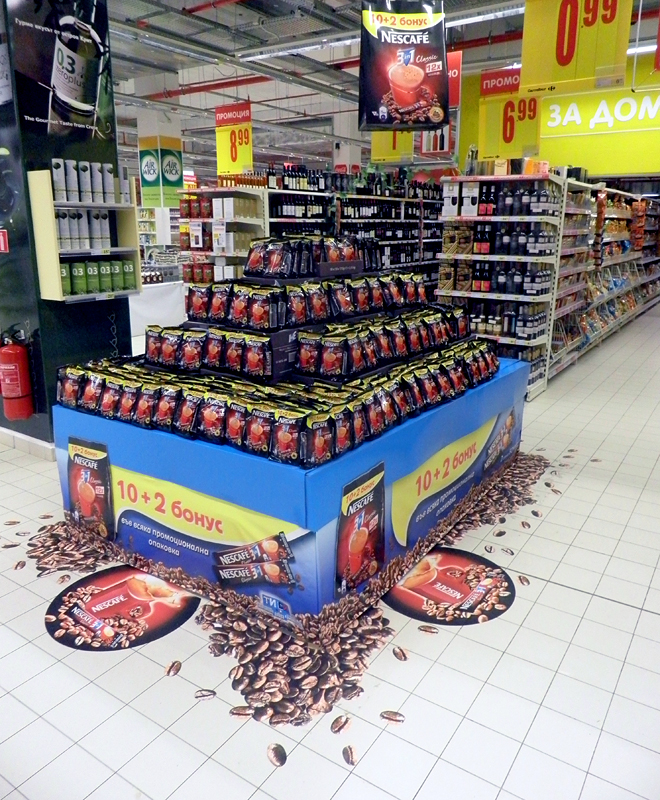 Nescafe 3 in 1 pallet display