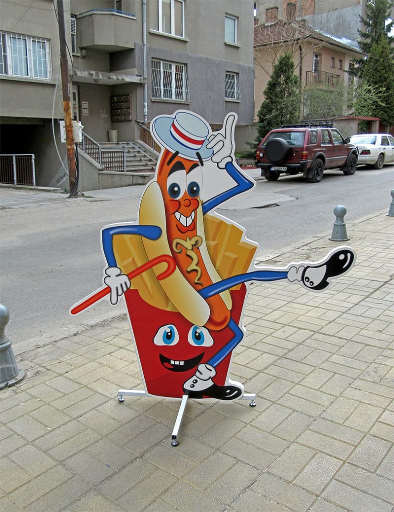 рекламна стойка за тротоар